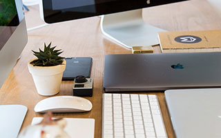 俄乌局势大变天，欧洲爆发反战潮，美国援助乌克兰要没钱了